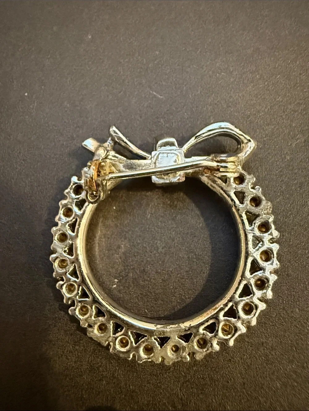 Silver-Tone Bow Circle Crystal Brooches - Women Jewelry